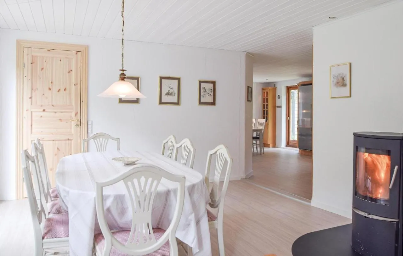 Nice Home In Randbl With Kitchen Randbol 0*,