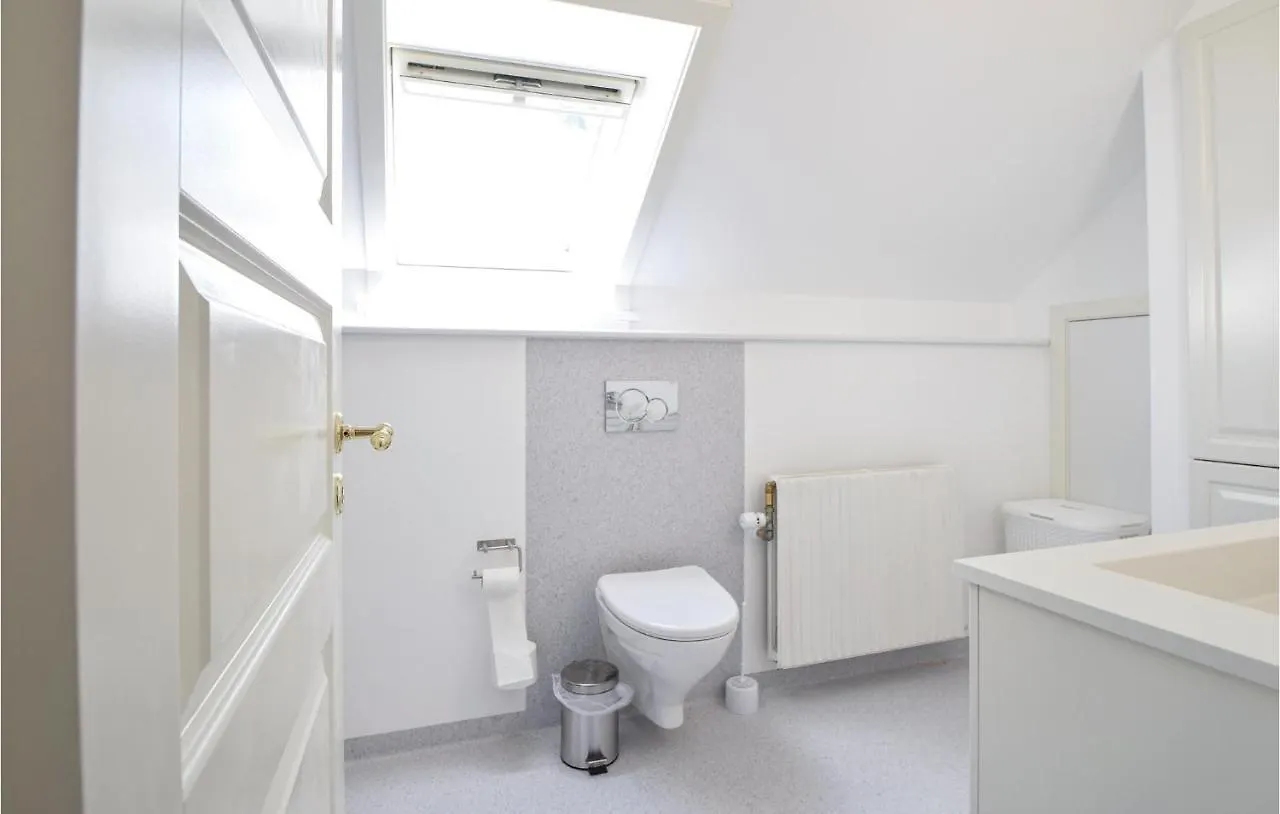 Nice Home In Randbl With Kitchen Randbol Holiday home