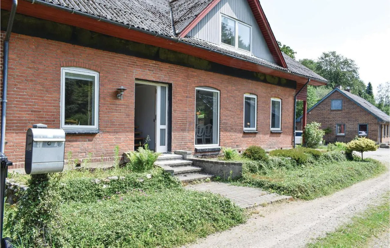 Dom wakacyjny Nice Home In Randbl With Kitchen Randbøl Dania
